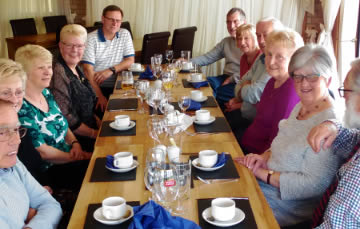 Holme-on-Spalding-Moor bowls meal at The Oaks, group picture 2