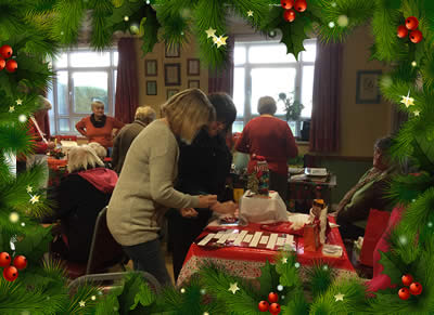Guess how many sweets in Santa's sweet jar